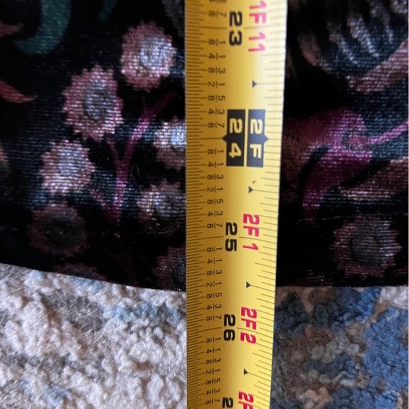 Loft velour kimono floral purple black top fits up to a large - Picture 2 of 6